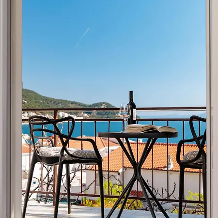 Marinic Apartment *